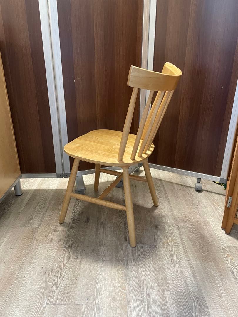 ウィンザーチェア　木製スピンドルバック　ダイニングチェア　①