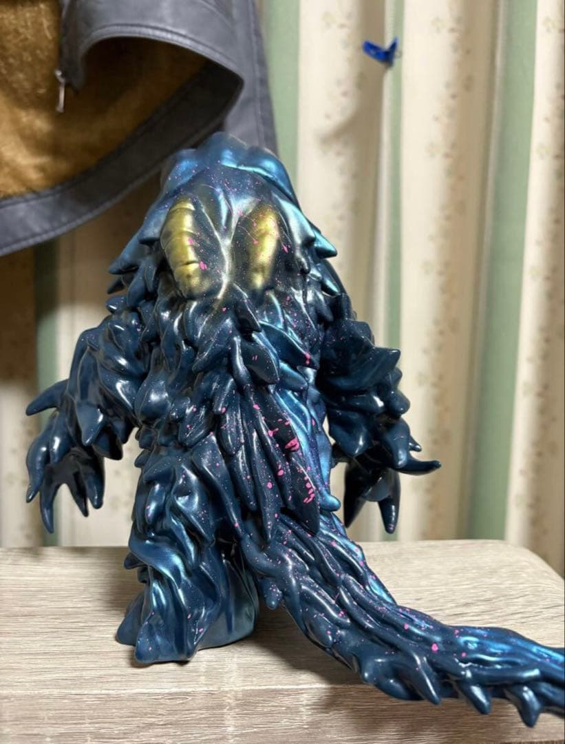 CCP ヘドラ　ゴジラブルー　カドミウムVer.