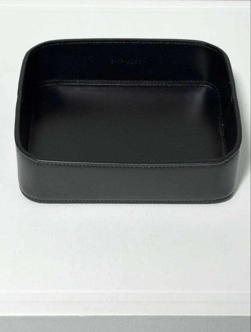 【非売品】セリーヌ CELINE カーフレザー アクセサリーボウル 新品未使用