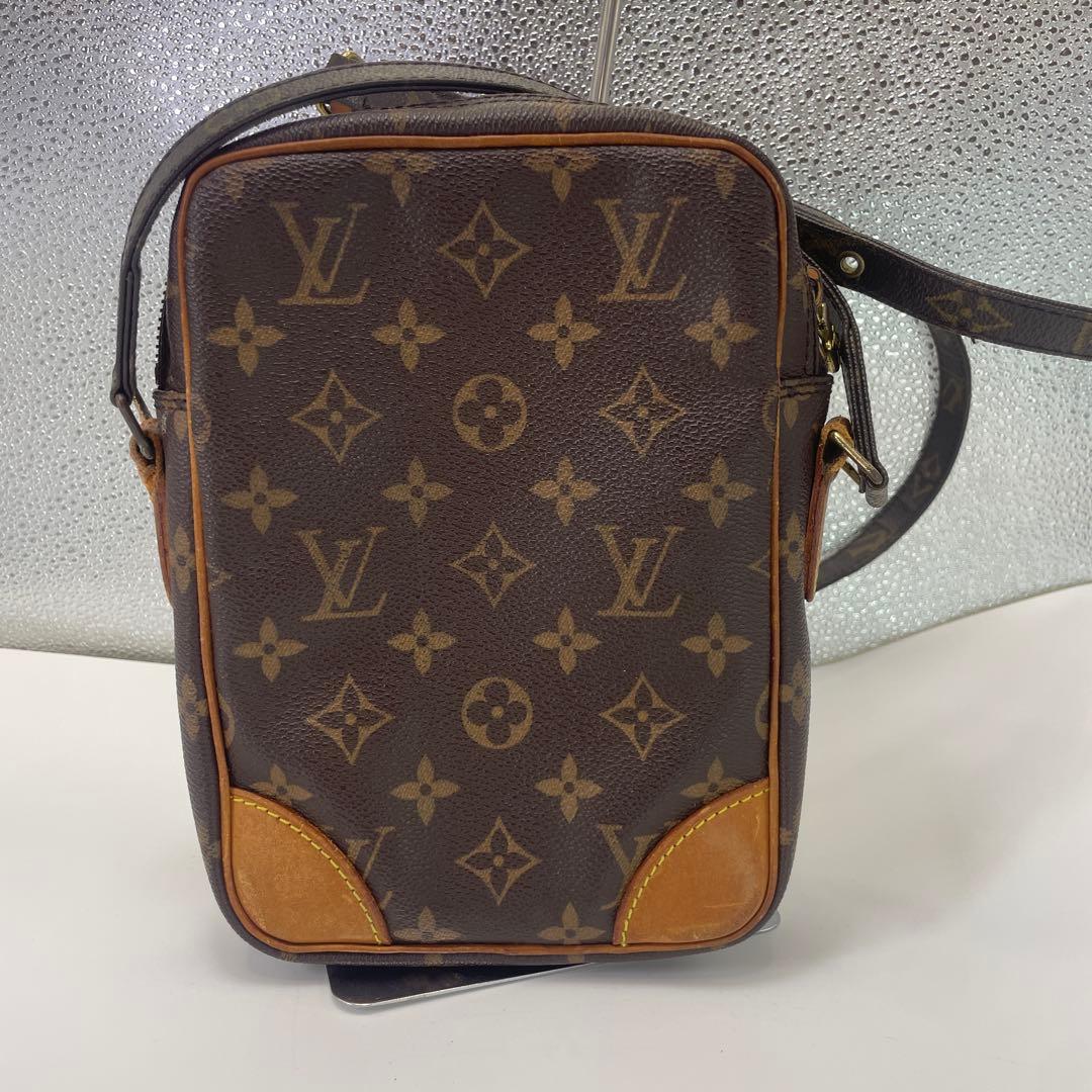 LOUIS VUITTON ルイヴィトン　ダヌーブ　ショルダーバッグ