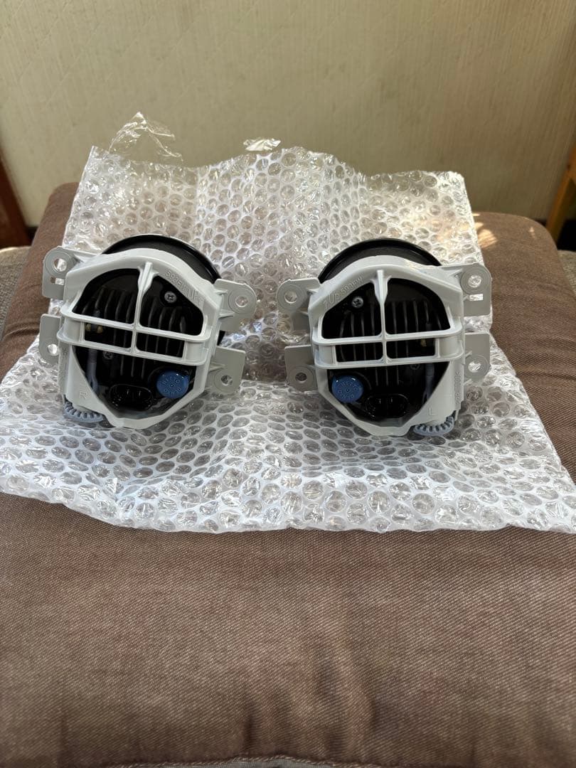 ZC33Sスイスポ　ファイナルエディション　純正ＬＥＤフォグランプ 2個セット