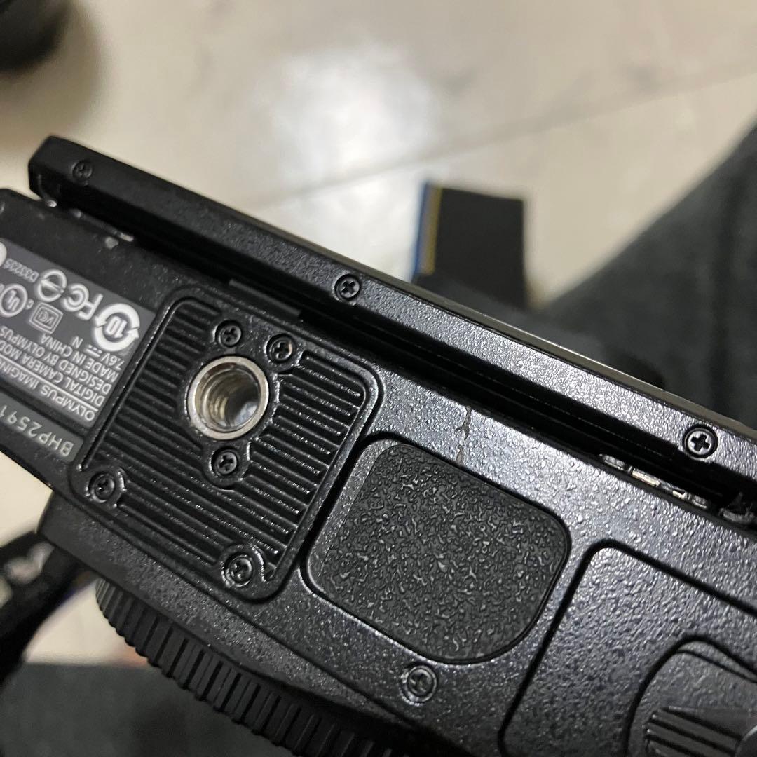 OLYMPUS OM-D EM-1 12-40mmPROレンズ付き