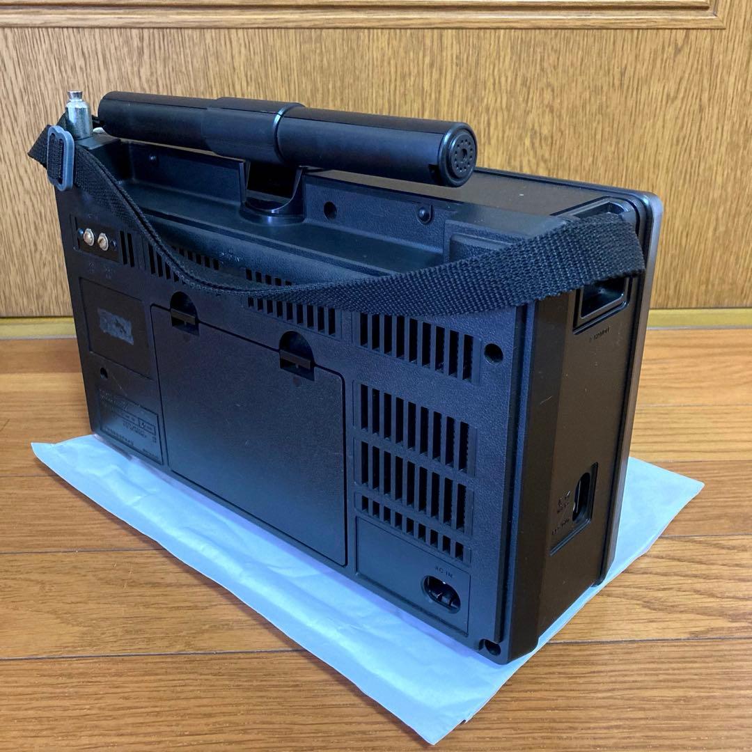 National COUGAR 2200 レトロラジオ　クーガー2200