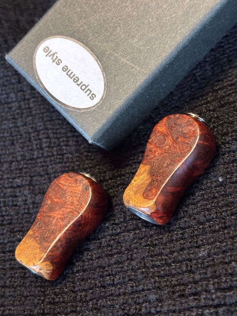 スプリームスタイル 本花梨瘤紅白ウッドハンドルノブ2個セット