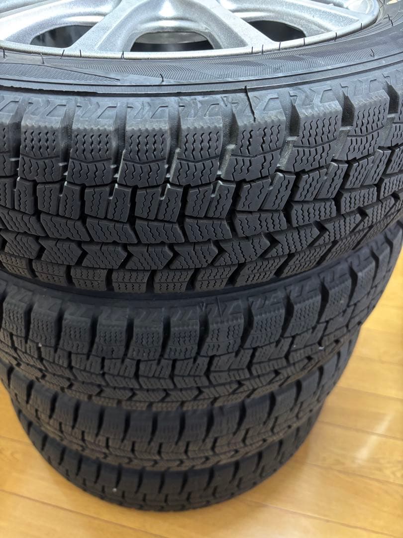 DUNLOP スタッドレスタイヤ　14インチホイールセット