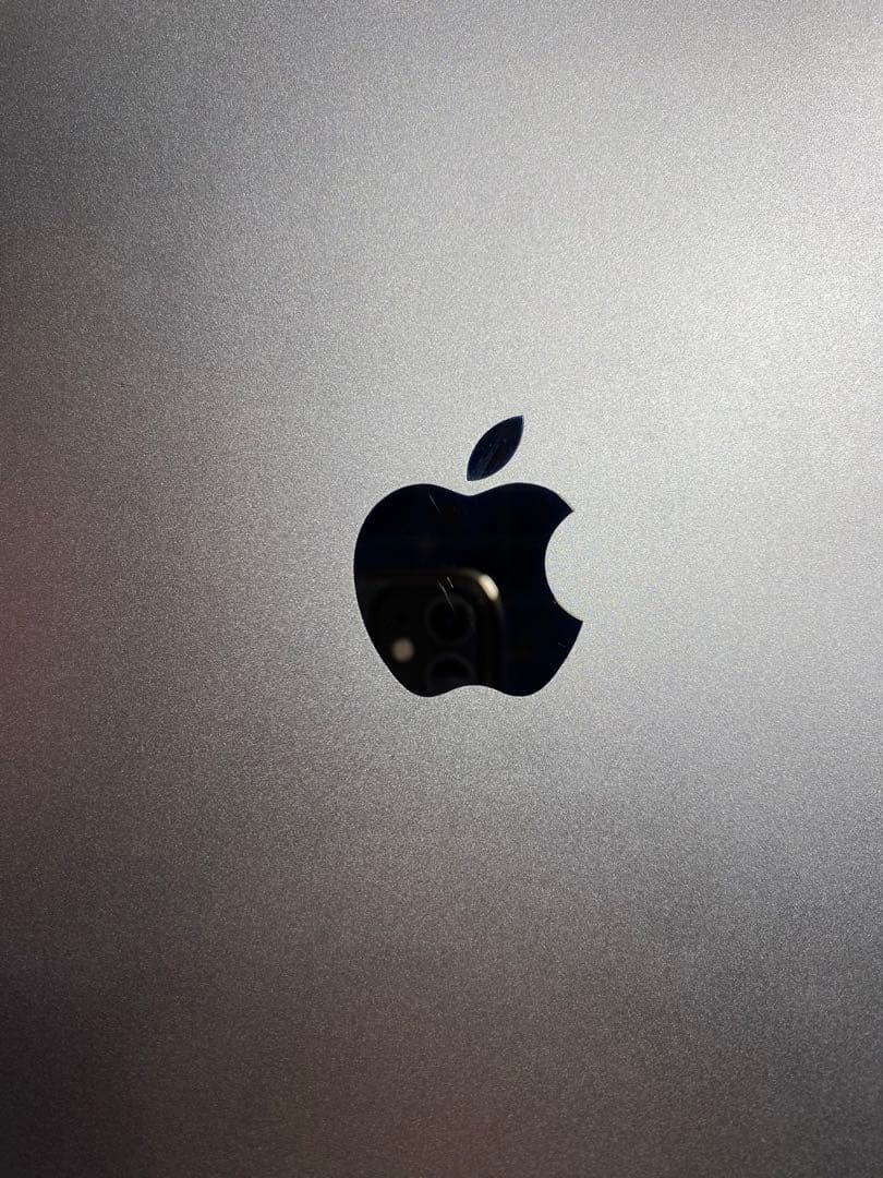 【訳あり】Apple iPad 第6世代　シルバー 本体