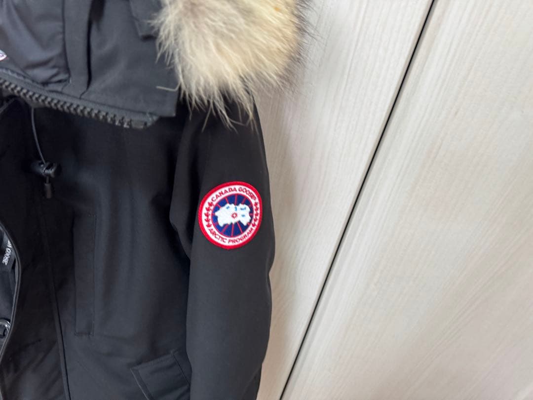 カナダグース　黒 ダウンジャケット