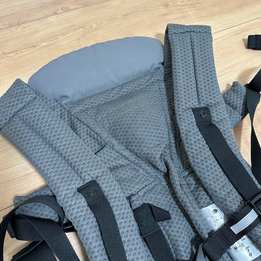 【美品】ergobaby オムニブリーズ　抱っこ紐 グレー