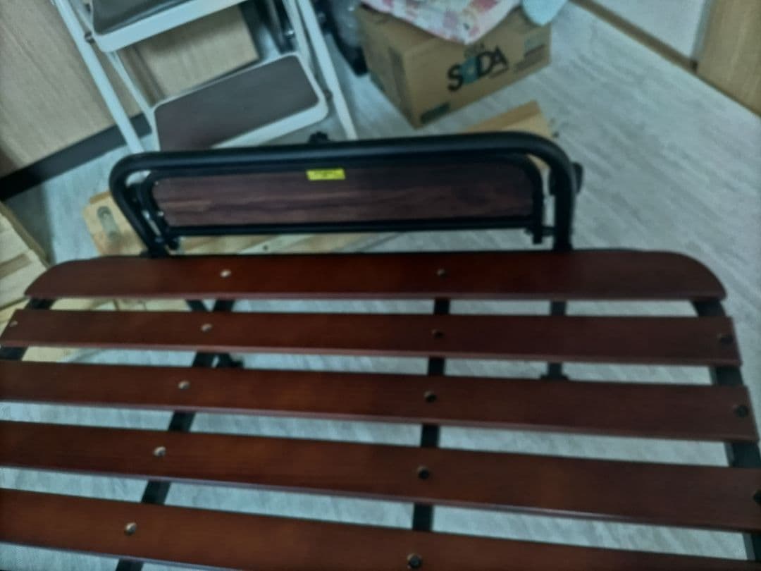 新春セール！札幌市近郊の方限定！送料無料！高脚折り畳みシングルすのこベッド