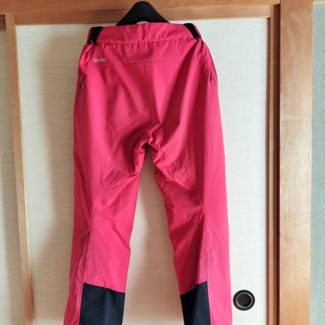 お値下げしました。デサントスキーウェア 上下セット