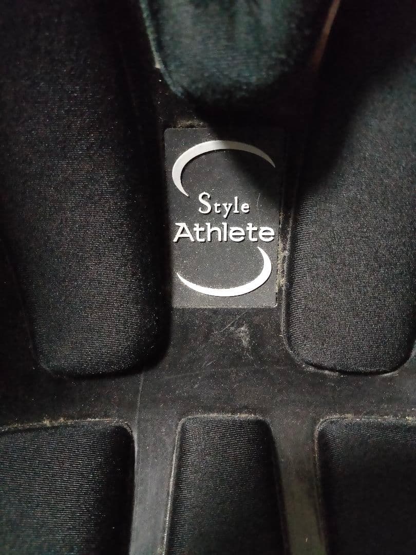 683.Style Athlete(スタイルアスリート) 骨盤サポート座椅子