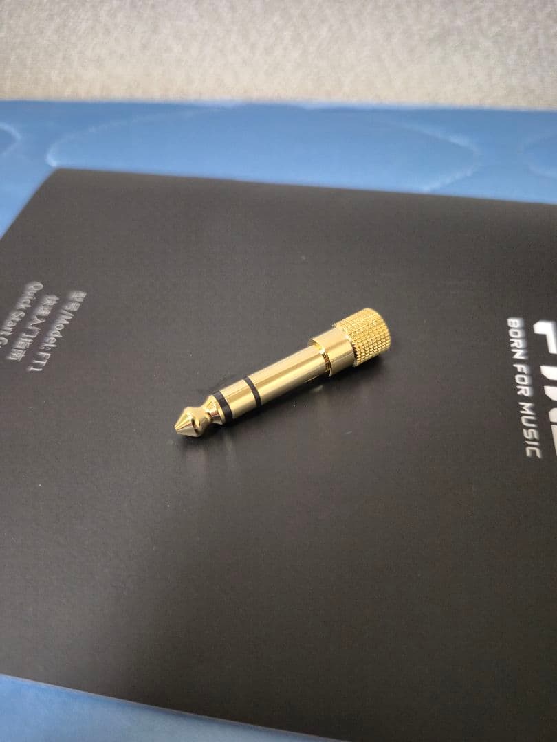 【極美品・日本国内正規輸入品】FiiO FT1 有線ヘッドホン　即購入可能！！