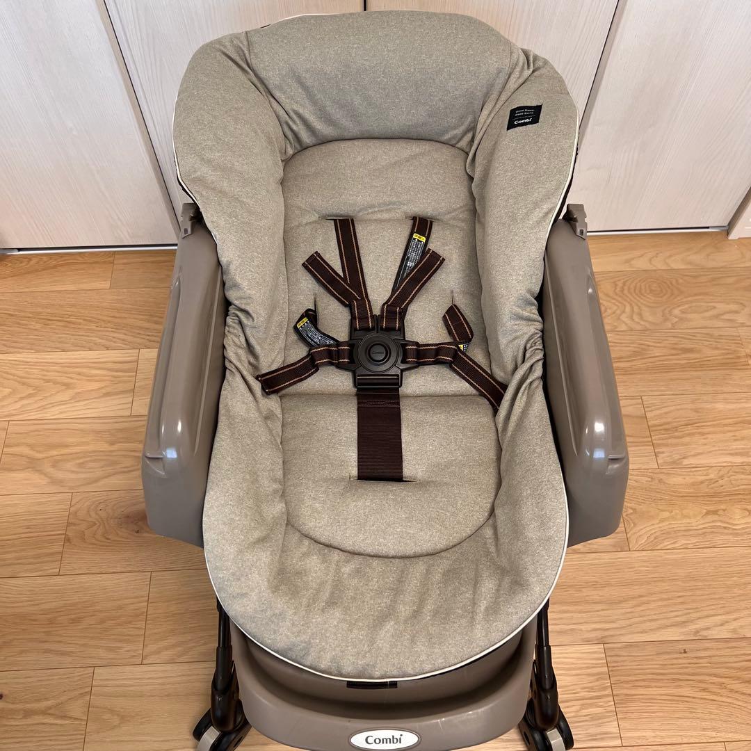 Combi ネムリラ BEDi おやすみドーム エッグショック