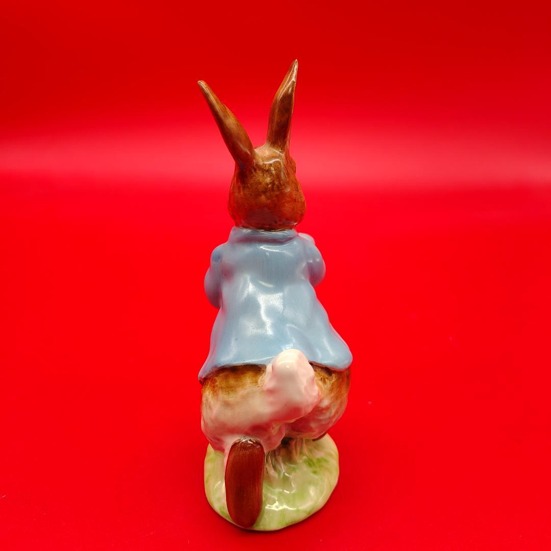 BP2 ゴールドオーバル シール付★BESWICK フィギュア ピーターラビット