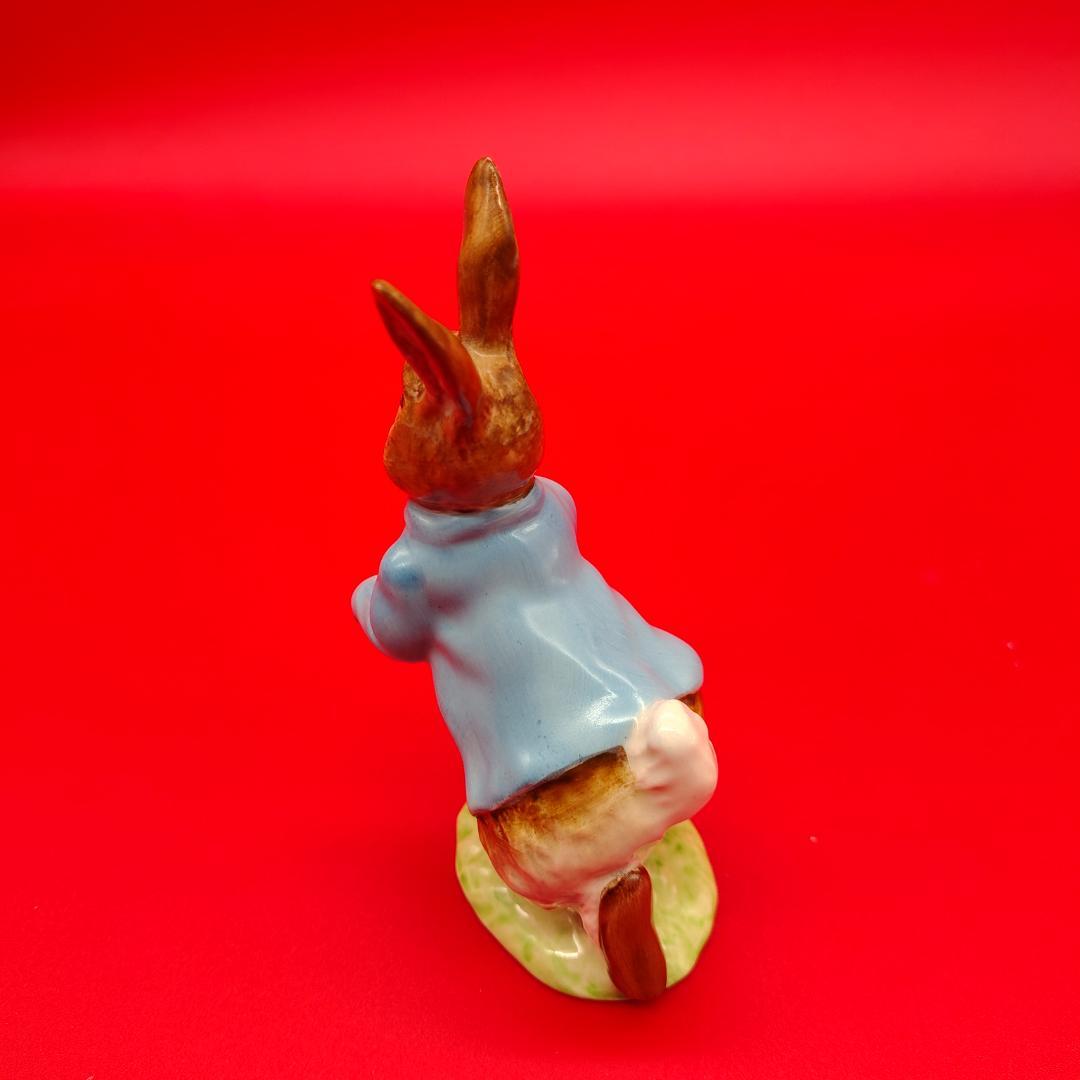 BP2 ゴールドオーバル シール付★BESWICK フィギュア ピーターラビット