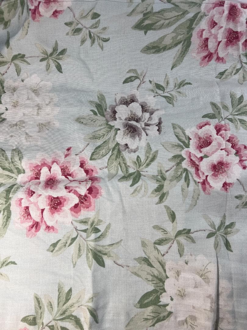 【中古・美品】ローラアシュレイ　Laura Ashley カーテン3枚セット