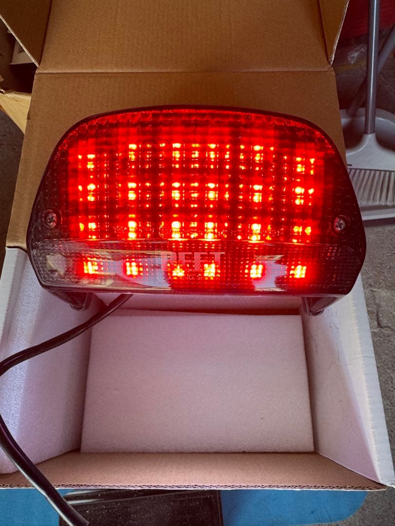 Kawasaki ゼファーX ポッシュ　LEDテールランプ