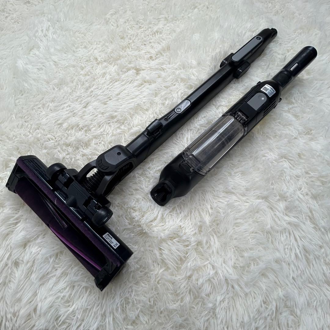 SHARKシャーク コードレスサイクロン掃除機 CS651JBL 上位モデル