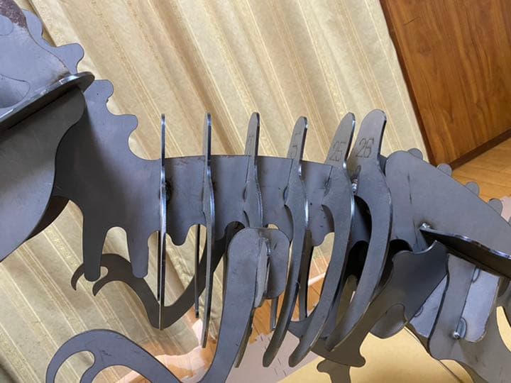 恐竜　鉄製アート　大きい　オブジェ　ティラノサウルス　レトロ