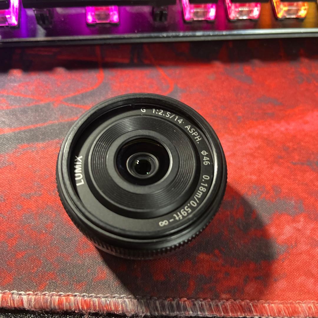 LUMIX G 14mmF2.5 ASPH. H-H014 パンケーキレンズ