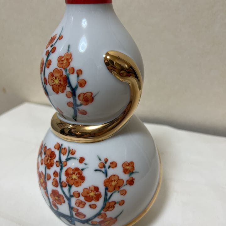 サントリーウイスキーローヤル巳歳ボトル