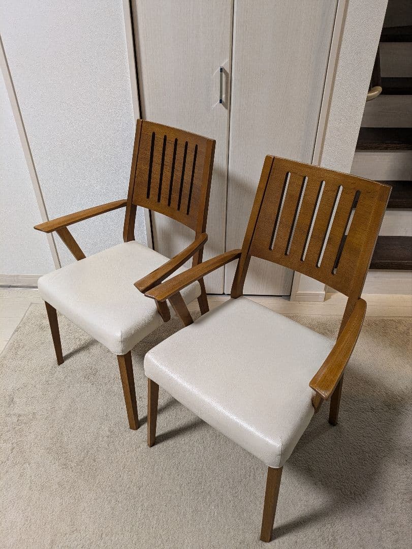 大塚家具　IDC ダイニングチェア　椅子　２脚セット