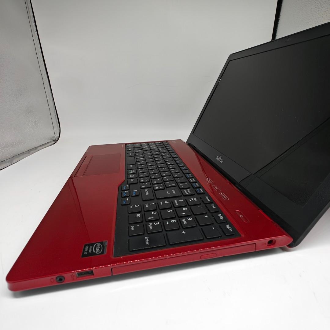 【富士通】AH53 高速i7 SSD256GB 8GB レッド ノートPC