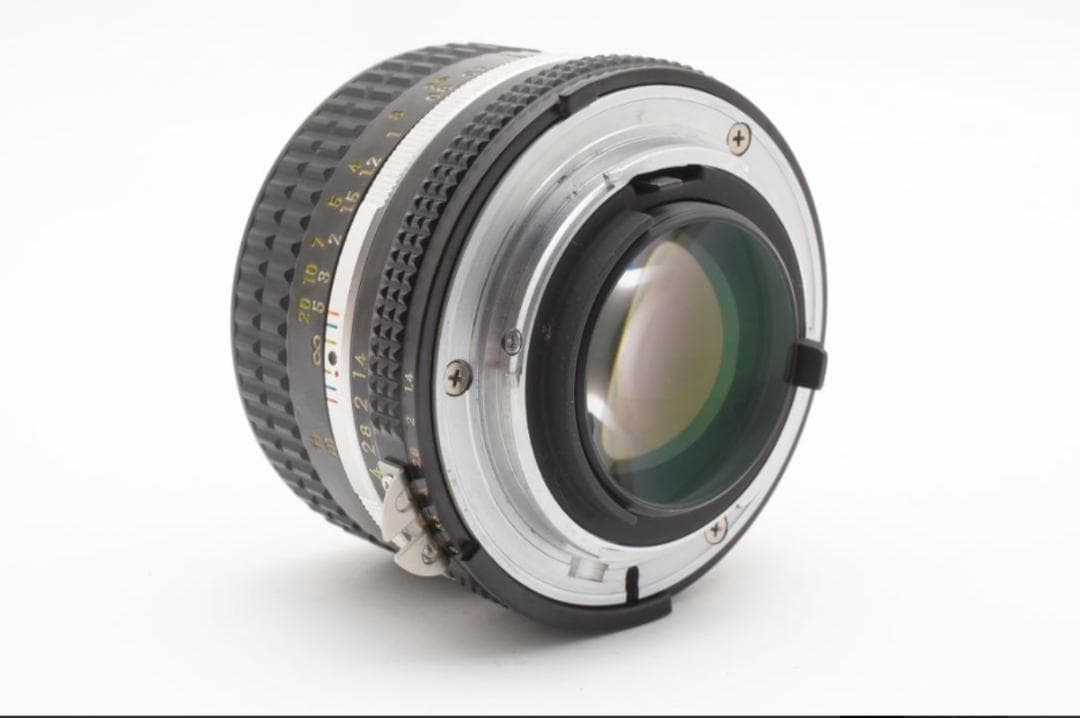 【美品】Nikon Ai-s 50mm f/1.4 単焦点 レンズ ニコン MF