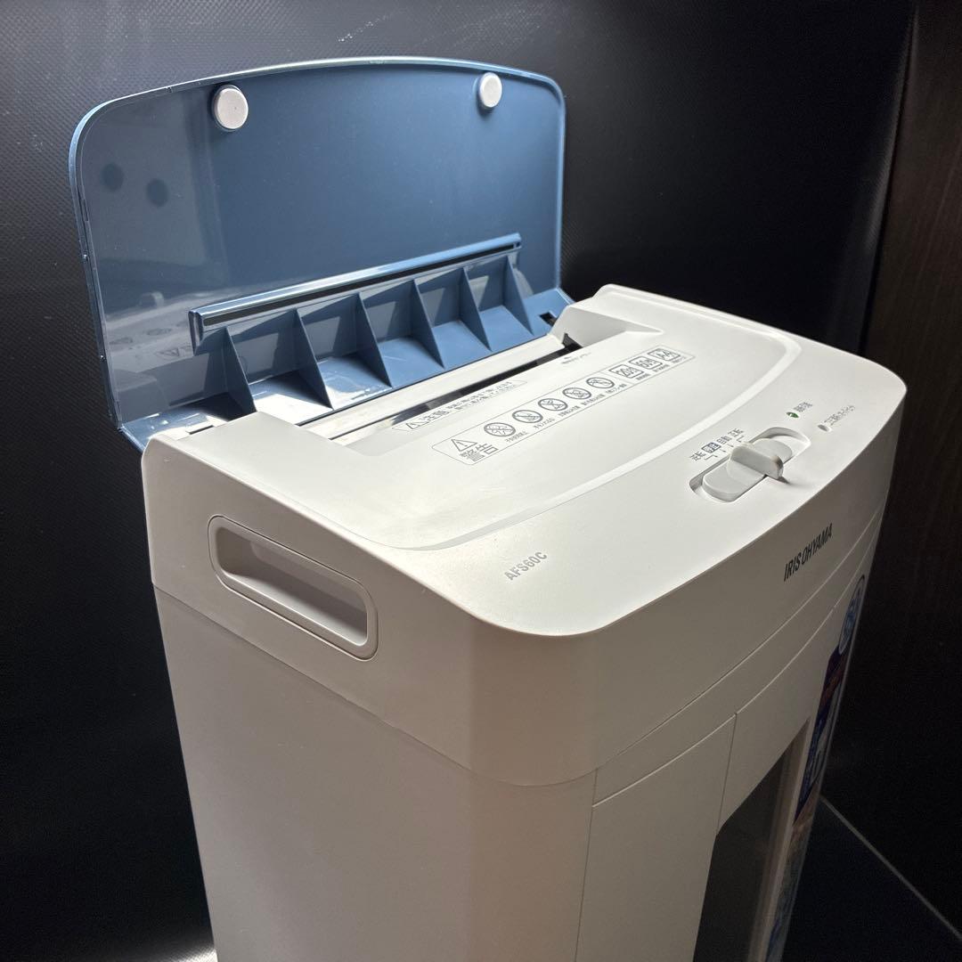 アイリスオーヤマAFS60C オートフィードシュレッダー 2020年製