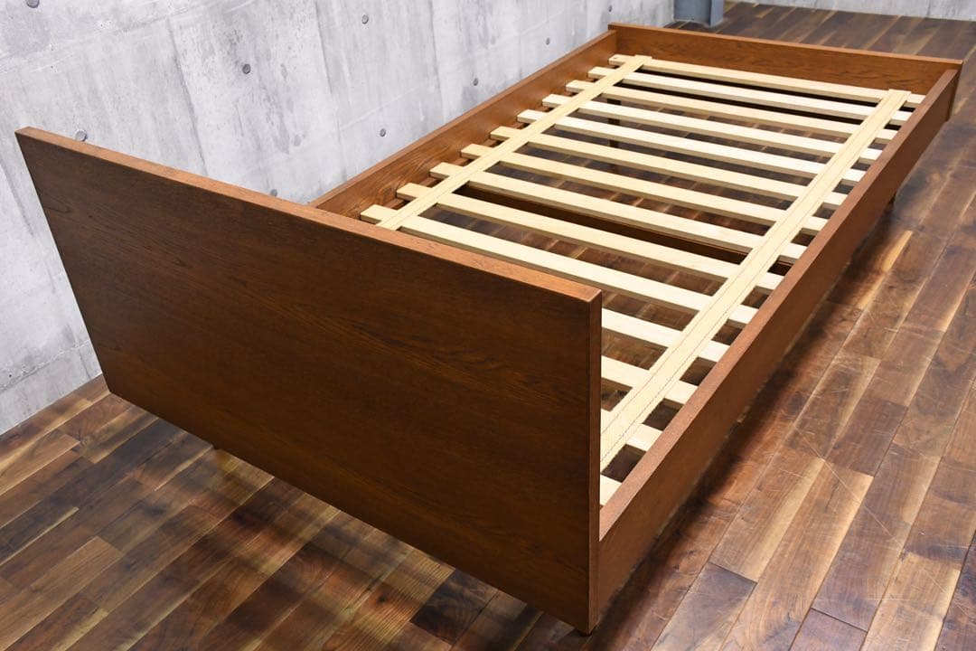 EIC11 美品 トラックファニチャー シングルベッドフレーム 24万 ナラ材