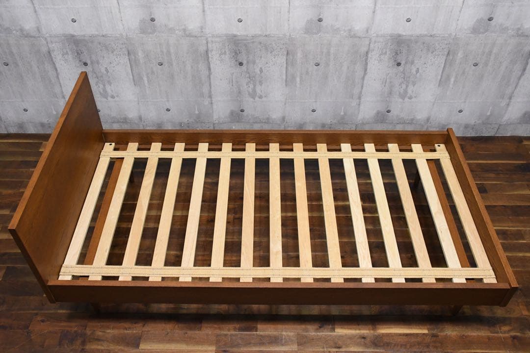 EIC11 美品 トラックファニチャー シングルベッドフレーム 24万 ナラ材