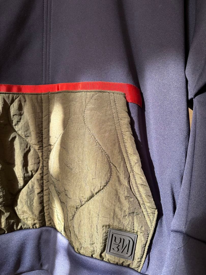 UN3D. キルティングドッキングスウェット