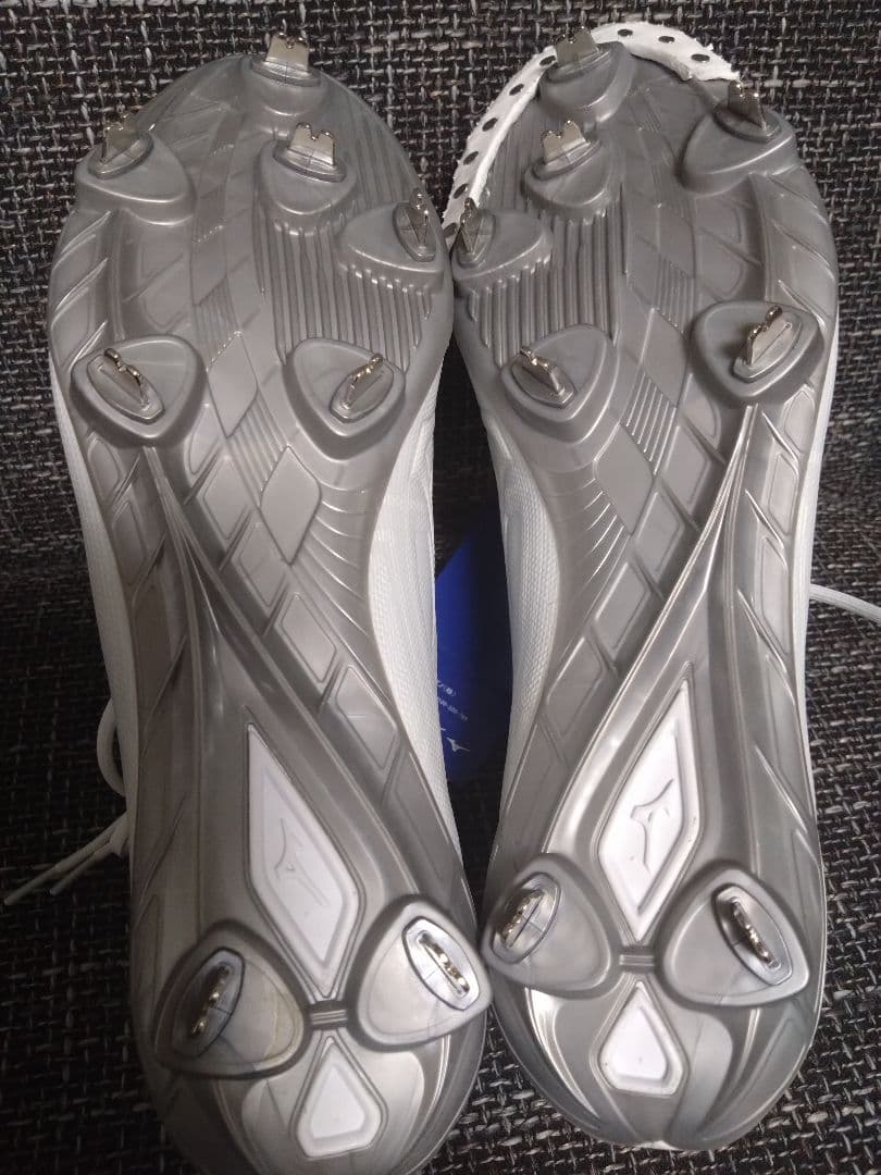 ミズノ野球スパイク 27.0センチ