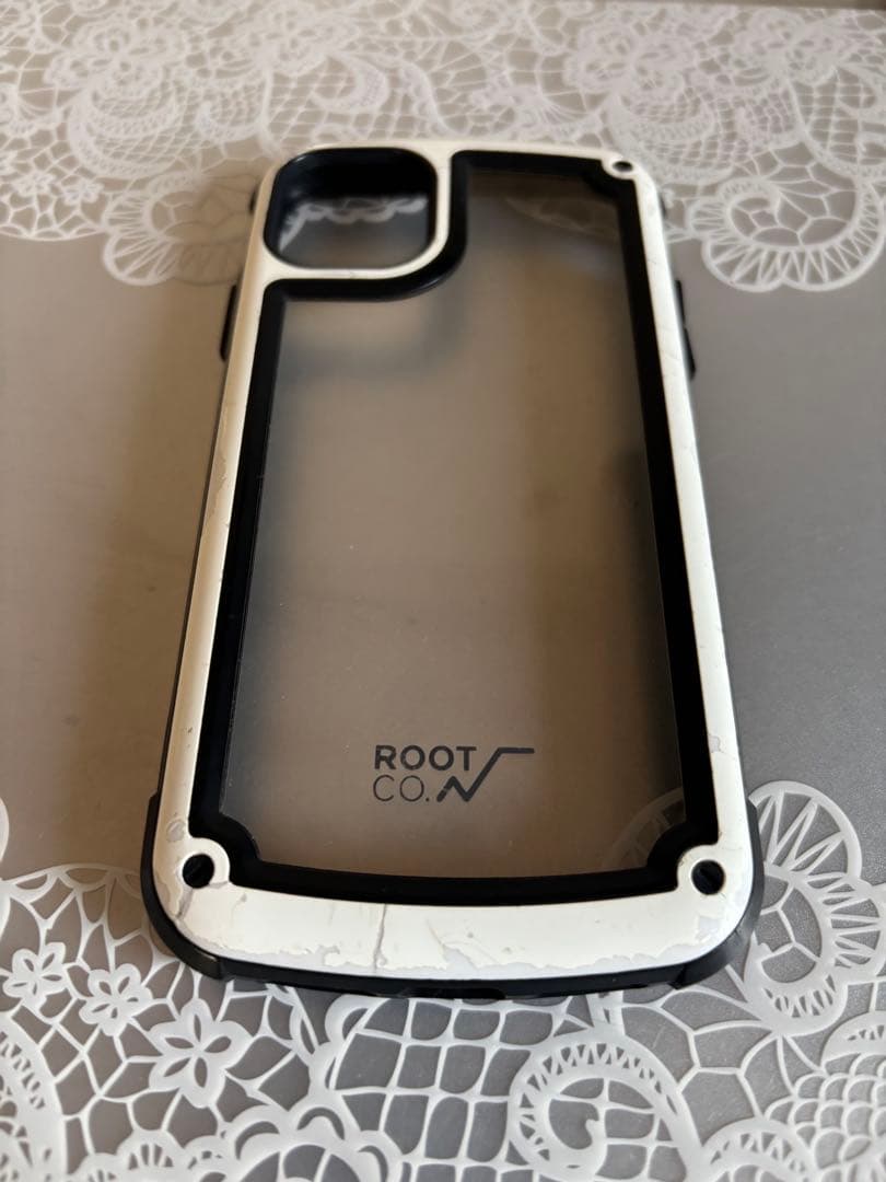 Apple iPhone 11ホワイト本体(ROOT COのスマホケース付き)