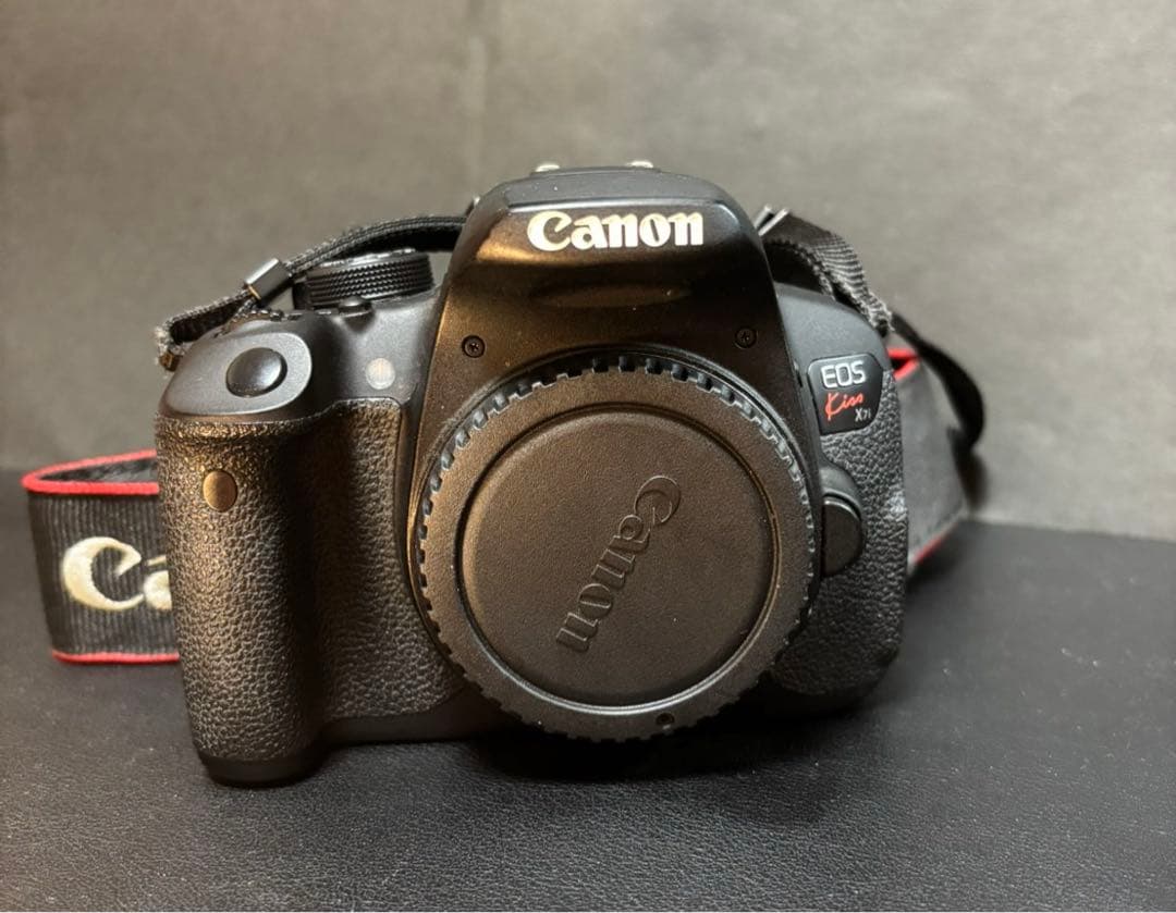Canon EOS Kiss X7i ダブルレンズセット 美品　箱付き