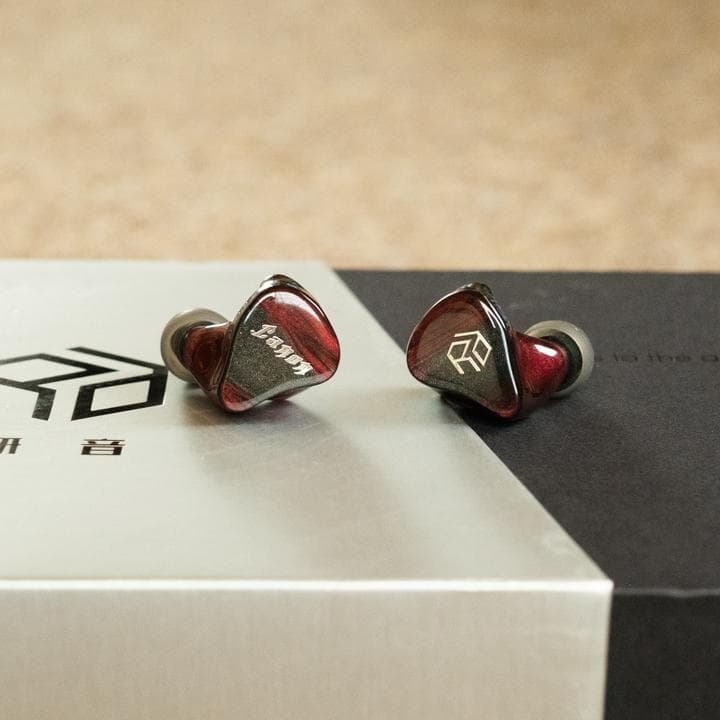 Yanyin Canon（4.4mmプラグ） イヤホン【付属品完備】