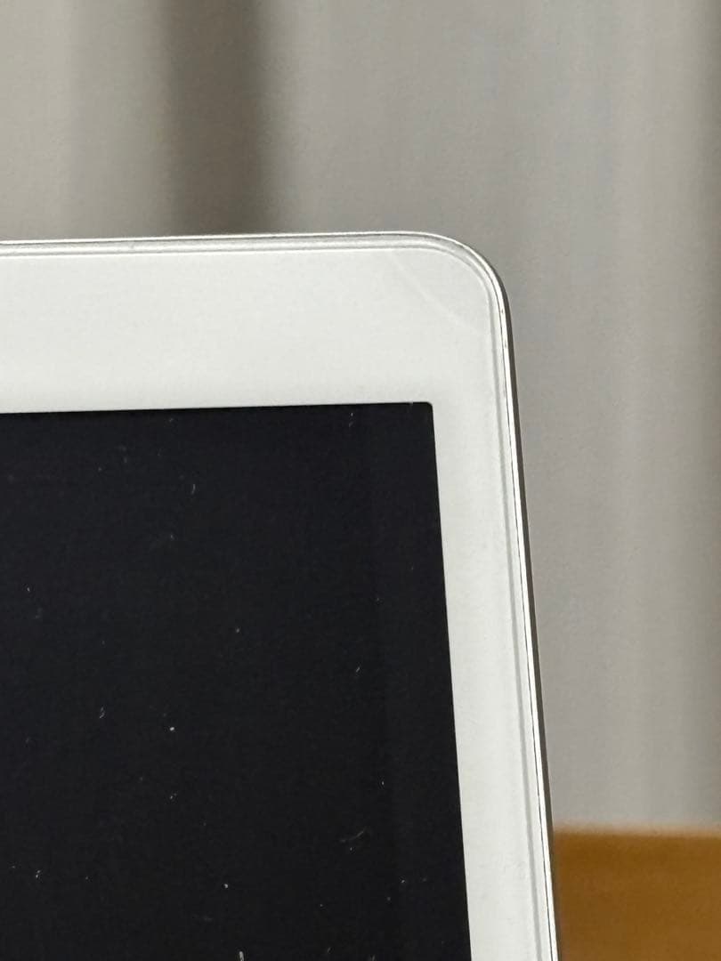iPad (第8世代) 128GB Wi-Fi シルバー　A2270 画面割れ
