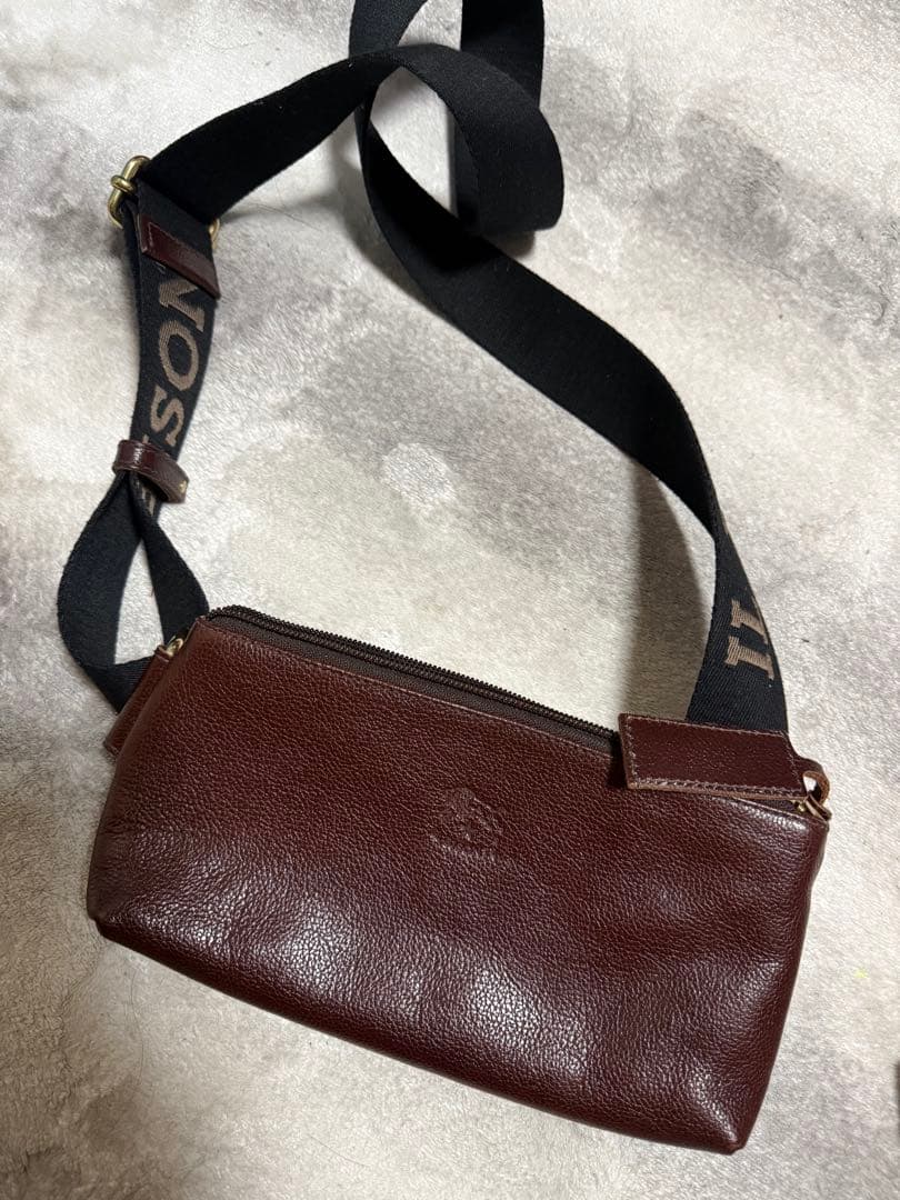 イルビゾンテブラウンレザー　ショルダーバッグ