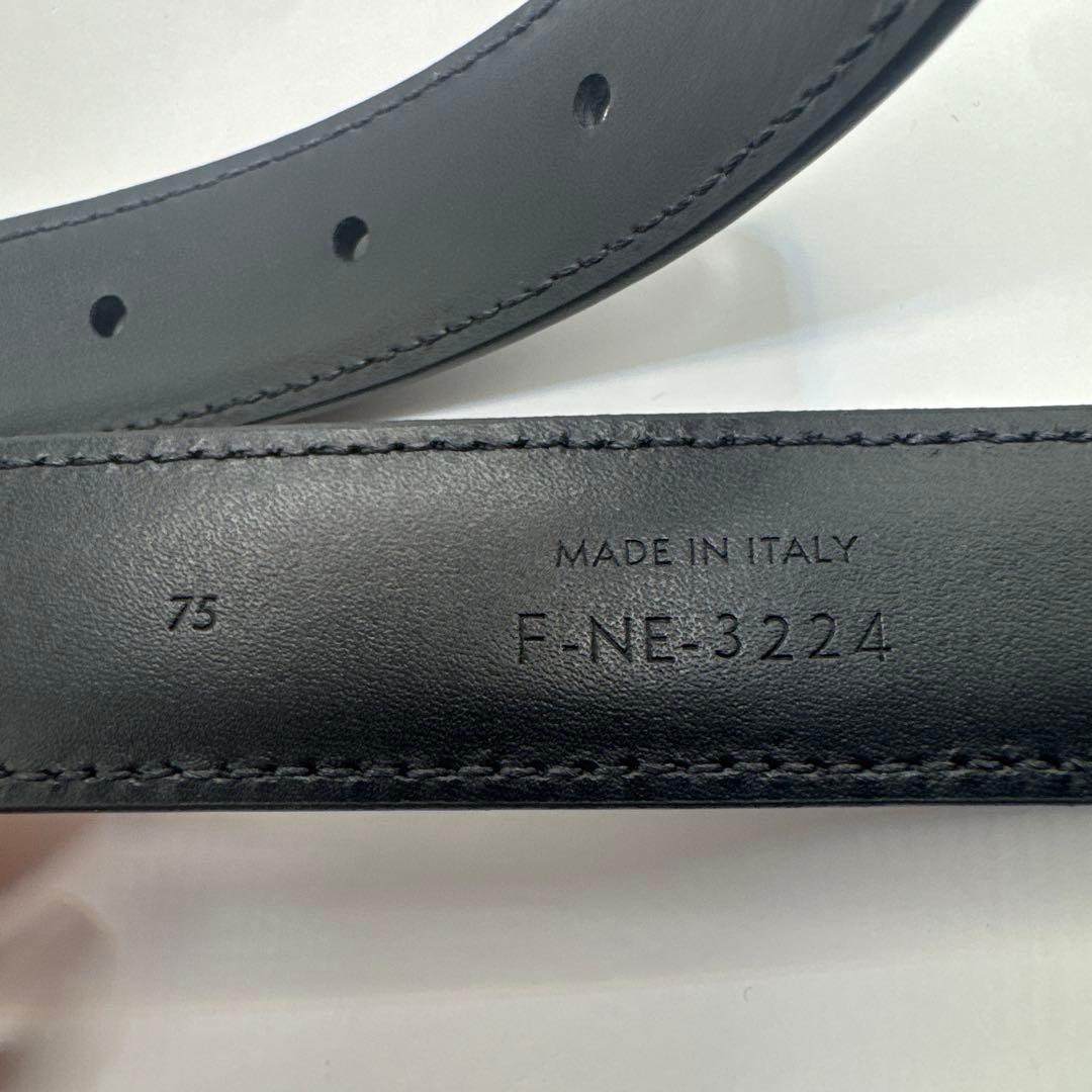 セリーヌ ベルト トリオンフ ゴールド金具 黒サイズ75 レザー保存袋