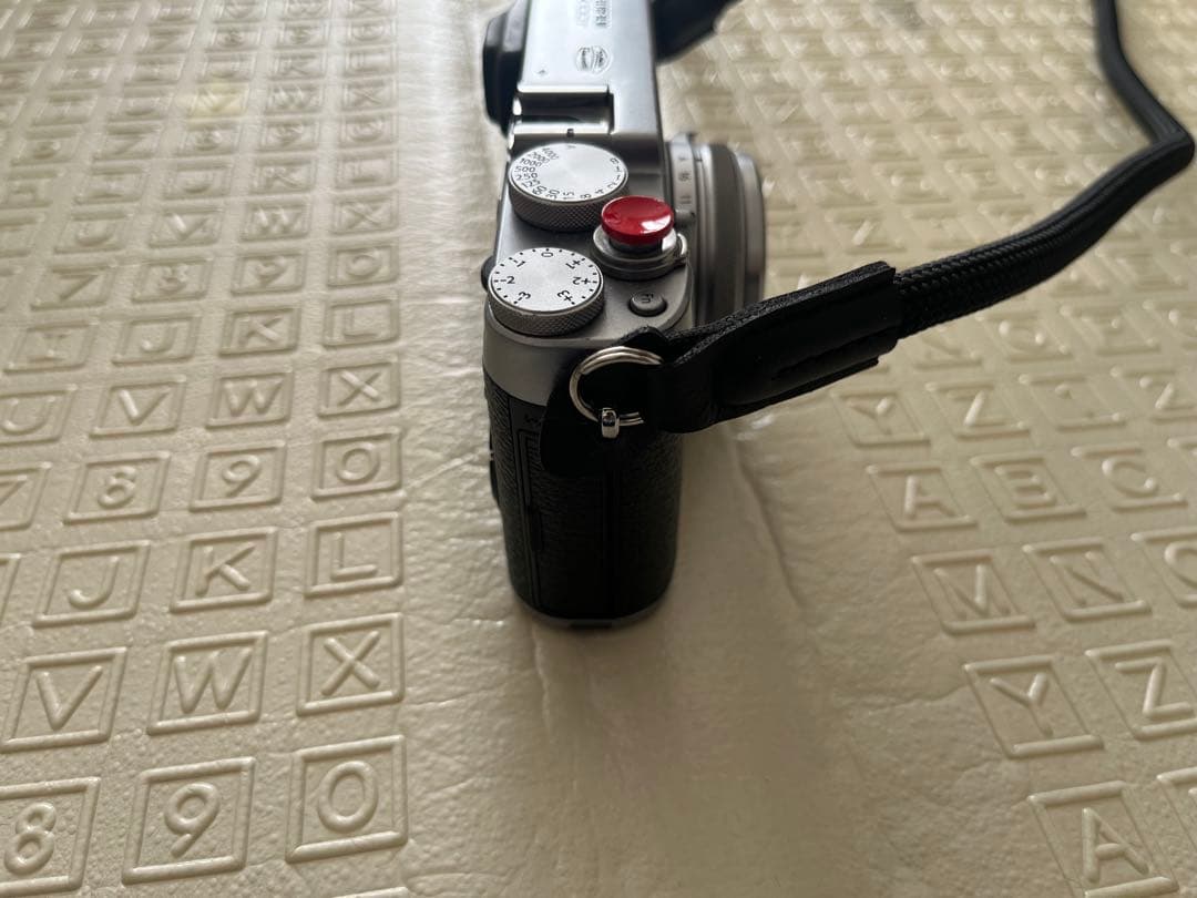 パ*コ様 最終値引き Fujifilm X100T コンパクトデジタルカメラ