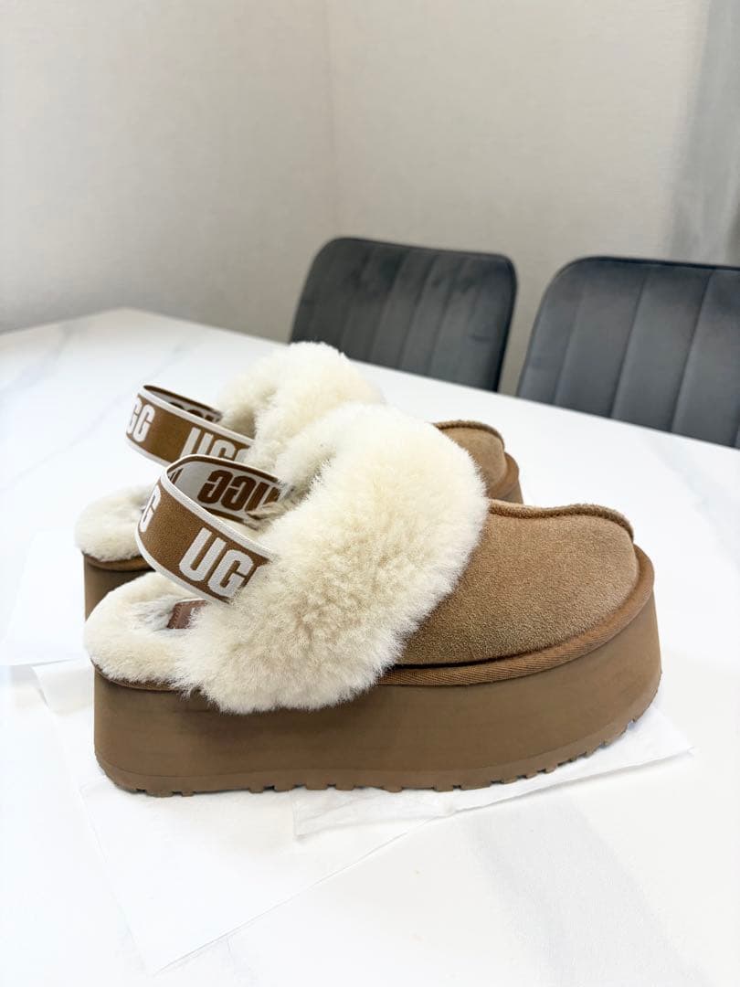 UGG ファンケット ムートンブーツ ブラウン