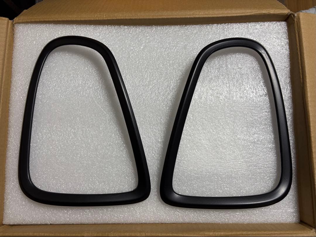 【引き取り値引きます！】ミニR56前期用LEDテールライト　アルバートリック社製