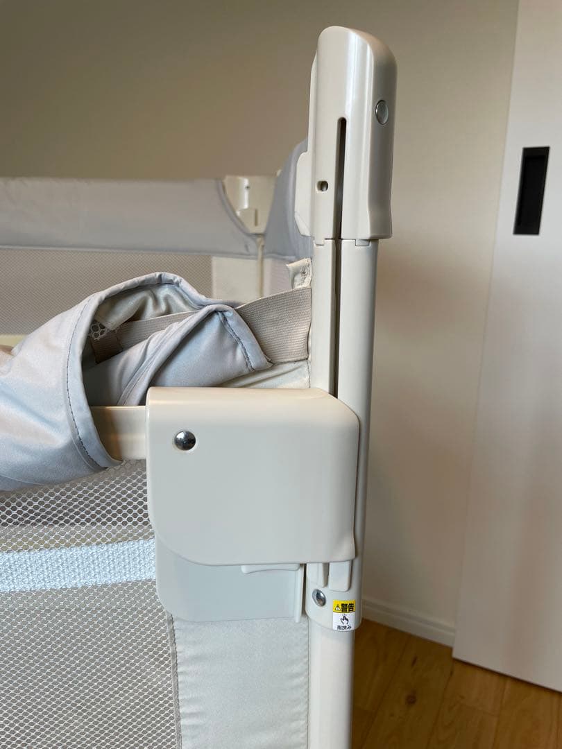 アップリカ ココネルエアー AB ベビーベッド ホワイトグレー