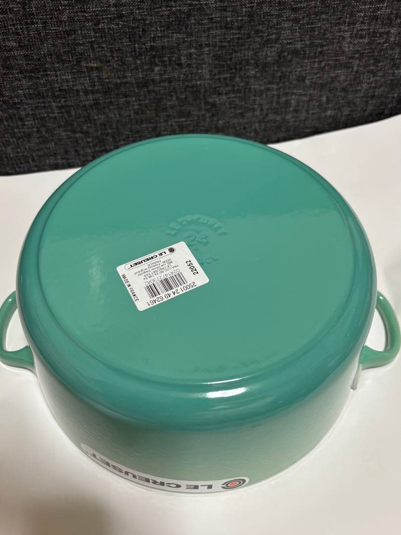 ル・クルーゼ　ココット ロンド 24cm クールミント　レア　人気