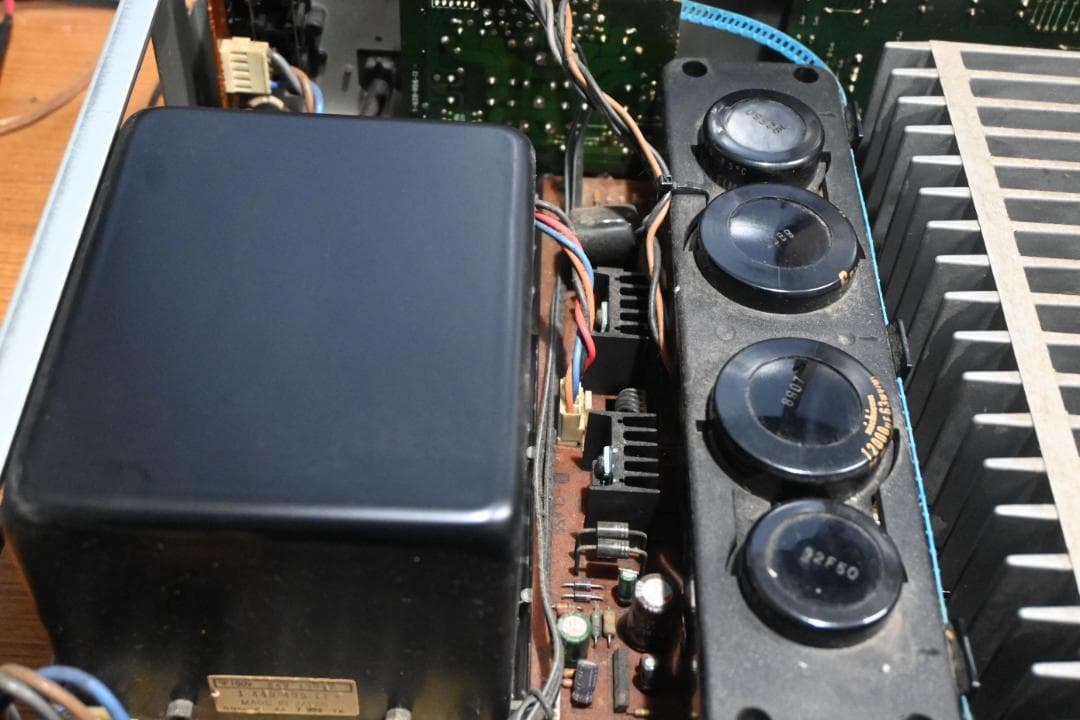 ＳＯＮＹ　プリメインアンプ　ＴＡ－Ｆ３３３ＥＳＲ　【動作品　美品】