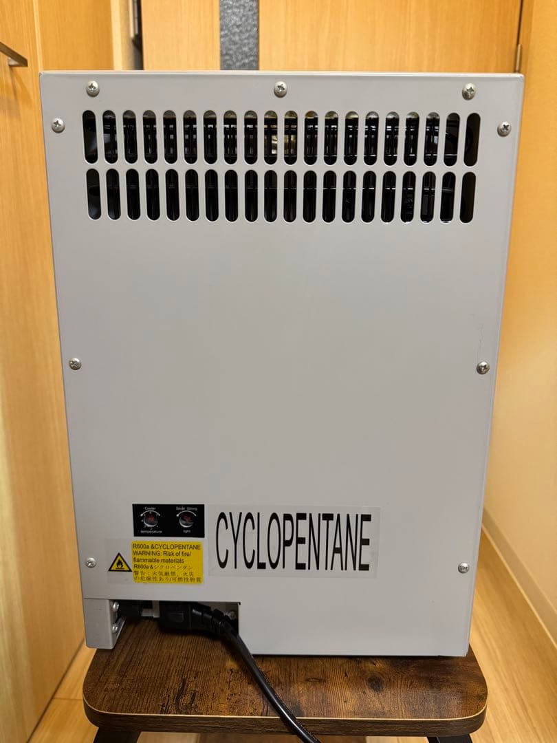 【美品】Redbull レッドブル冷蔵庫 Baby Cooler 2020