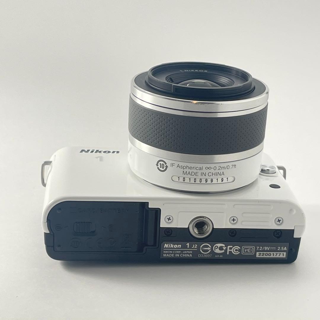 【ショット数2000・返品保証】Nikon1 J2 ホワイト レンズキット