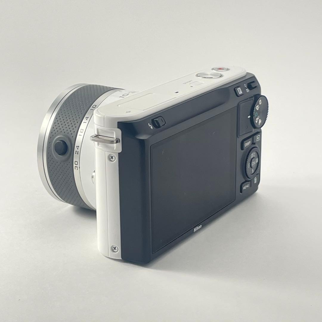 【ショット数2000・返品保証】Nikon1 J2 ホワイト レンズキット