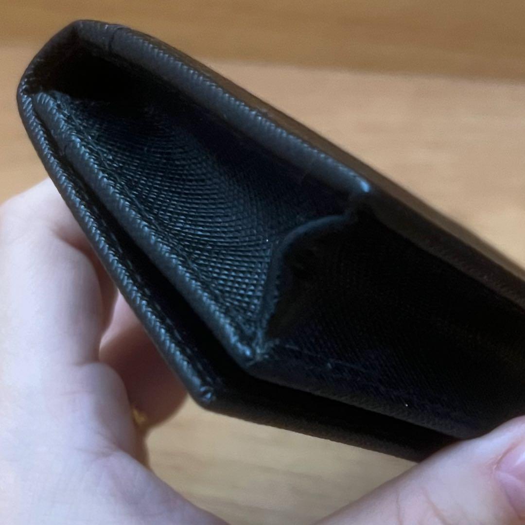 しょう　PRADA サフィアーノレザー 名刺入れ ブラック