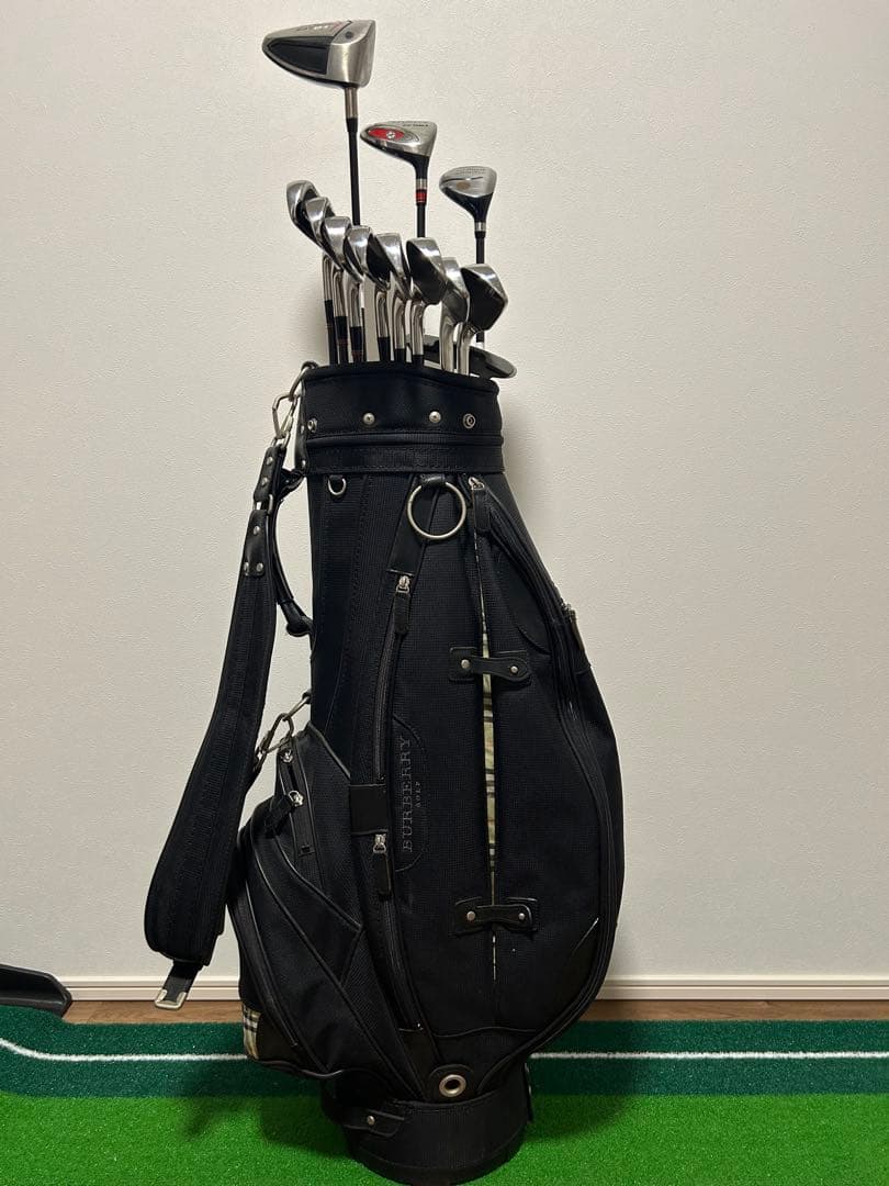 【大人気】ゴルフクラブセット　希少バーバリーキャディバッグ　大手メーカークラブ